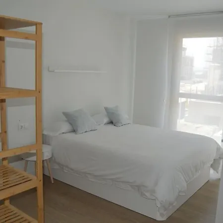 Estupendo Apartamento Junto A La Playa De San Juan Santa Cruz De Bezana Exterior photo