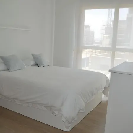 Estupendo Apartamento Junto A La Playa De San Juan Santa Cruz De Bezana Exterior photo